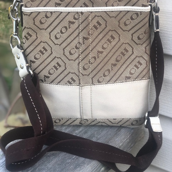 Vintage coach crossbody bag - Picture 2 of 8